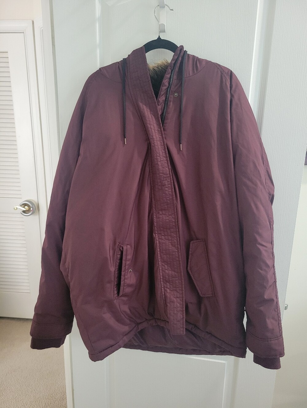 Old Navy Parka Winter Coat Hooded Faux Fur Trim Burgundy Maroon Women’s XXL Tall